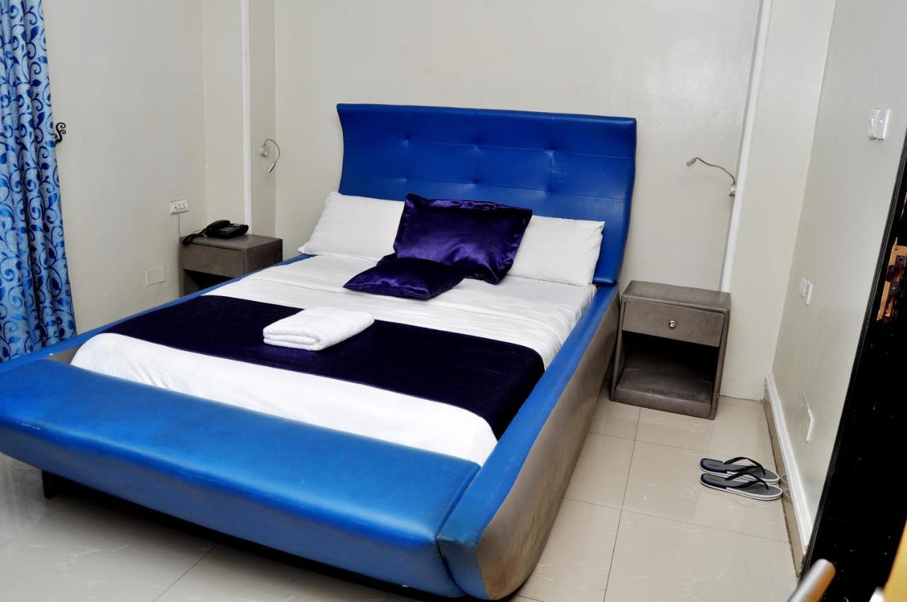 Primal Hotel Isaac John Gra Ikeja Exterior photo